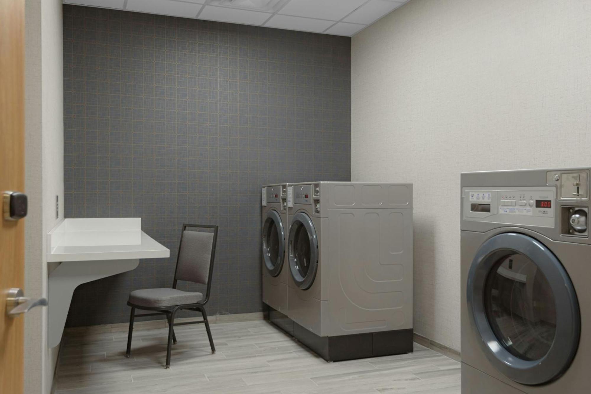 Fairfield By Marriott Inn & Suites Cincinnati Oakley Extérieur photo
